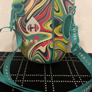 HydroJug Swirl Pattern Travel Bag